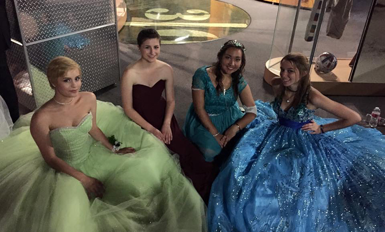 Annual Unforgettable Prom Gallery #10